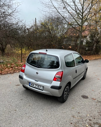 Renault Twingo cena 10999 przebieg: 128000, rok produkcji 2009 z Gniezno małe 172